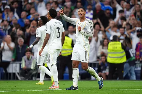 هدفان في 5 دقائق يشعلان الكلاسيكو بين ريال مدريد وبرشلونة